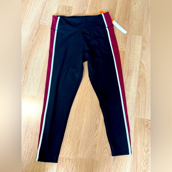 AQUA BLOOMINGDALE'S Burgundy Color Block Leggings Size XL NWT - Picture 1 of 4